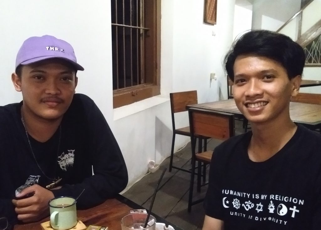 Raffi dan Ghiffar, anggita Aliansi Pelajar Semarang saat ditemui redaksi Islam Bergerak