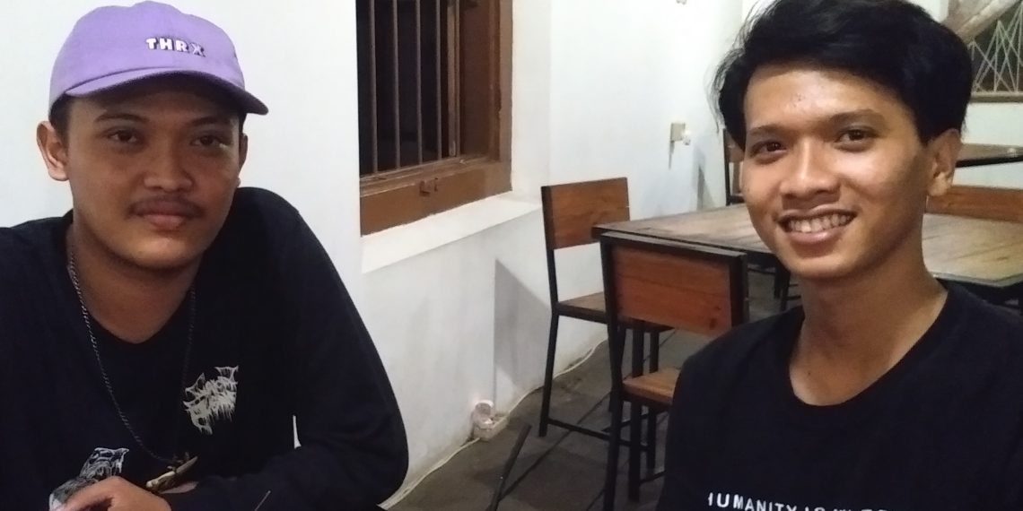 Raffi dan Ghiffar, anggita Aliansi Pelajar Semarang saat ditemui redaksi Islam Bergerak