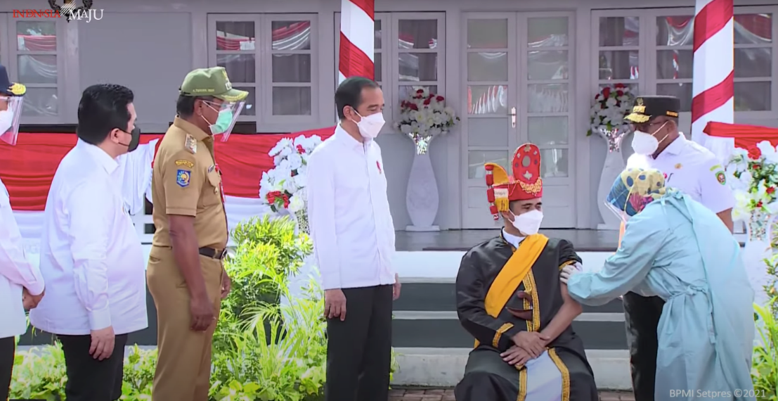 Membunuh Inisiatif Karantina Desa dan Pencitraan Kampanye Vaksinasi Covid-19: Cerita dari Hitu