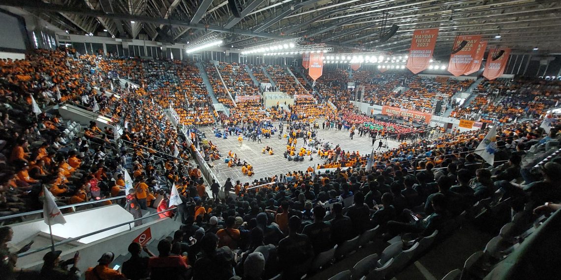 Apakah Kaudengar Nyanyian Kaum Buruh?